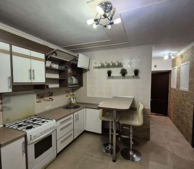 Продаётся 1-комнатная квартира, 37.5 м²