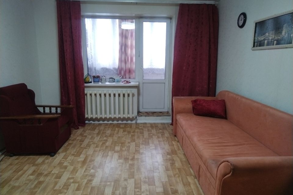 Продаётся 1-комнатная квартира, 32 м²