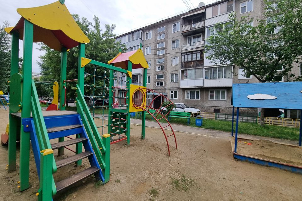 Продаётся 1-комнатная квартира, 32 м²