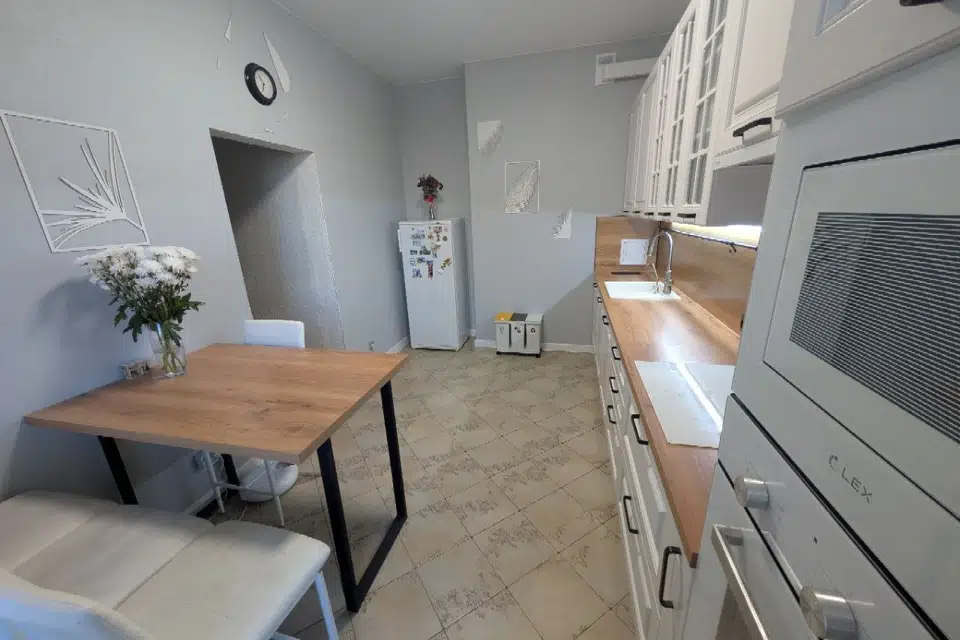 Продаётся 3-комнатная квартира, 91.5 м²
