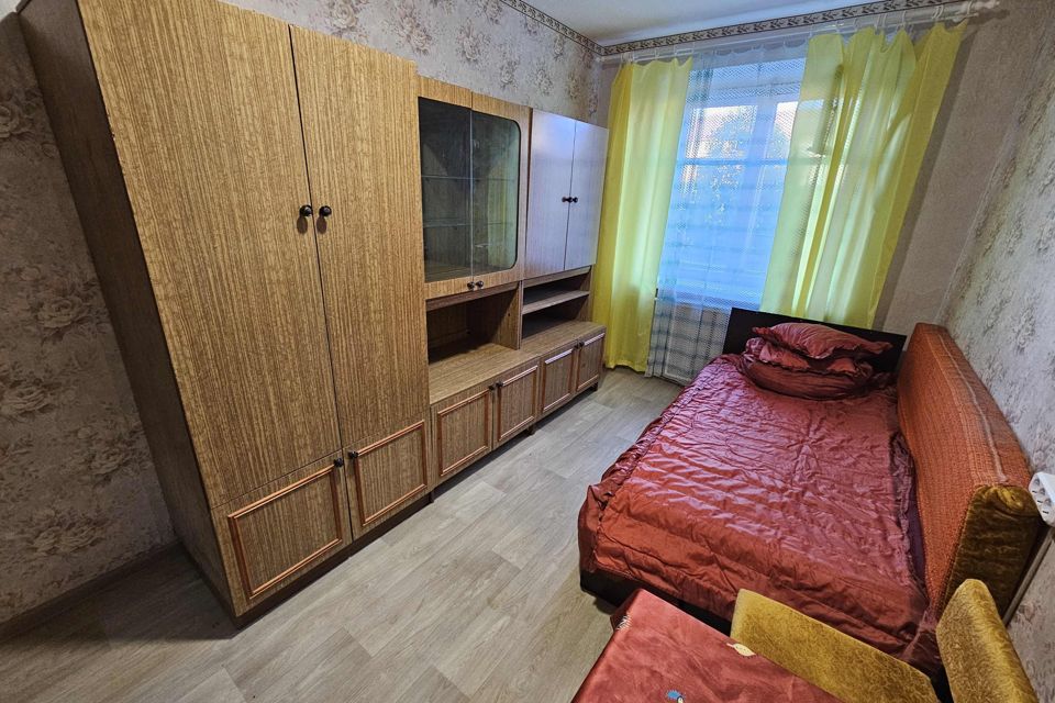 Сдаётся комната в 4-комн. квартире, 13 м²