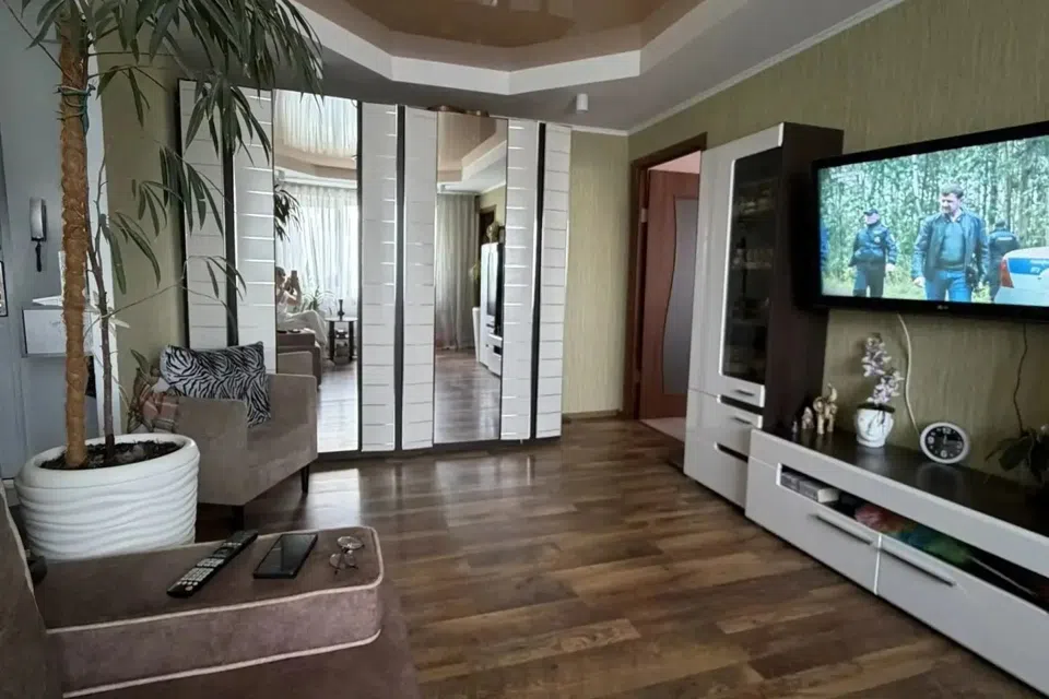 Продаётся 3-комнатная квартира, 56 м²