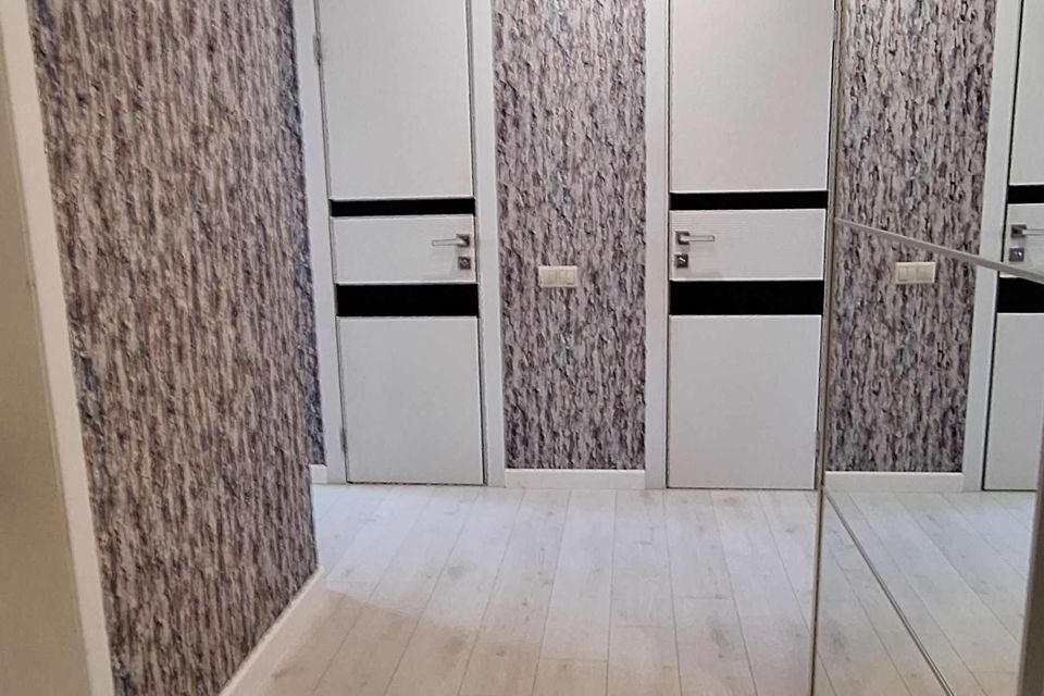 Продаётся 2-комнатная квартира, 57.3 м²