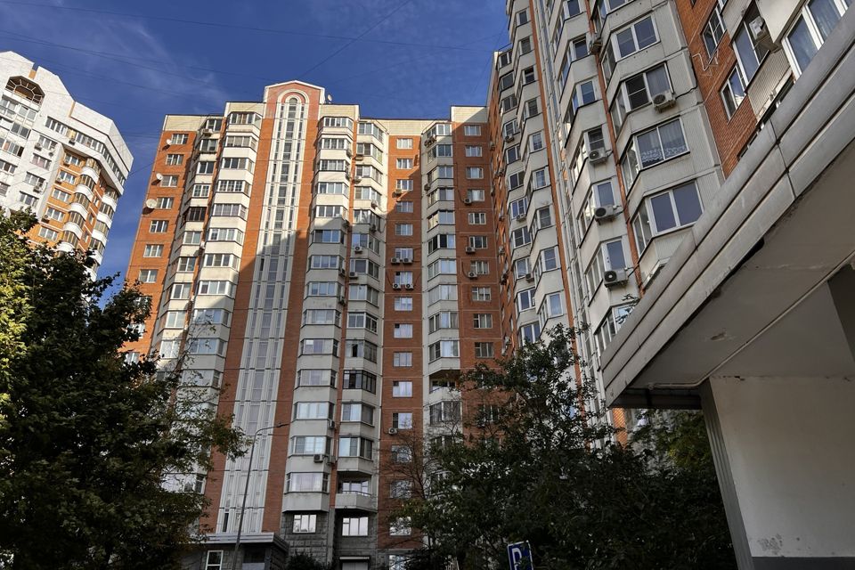 Продаётся 1-комнатная квартира, 38 м²