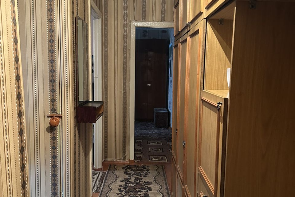 Продаётся 3-комнатная квартира, 59.5 м²