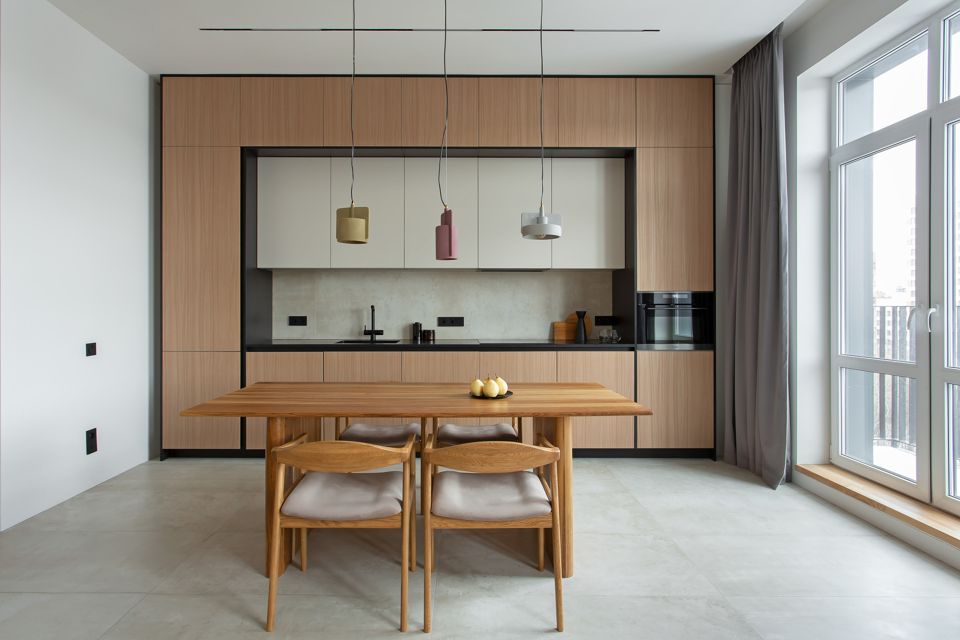 Продаётся 3-комнатная квартира, 105 м²