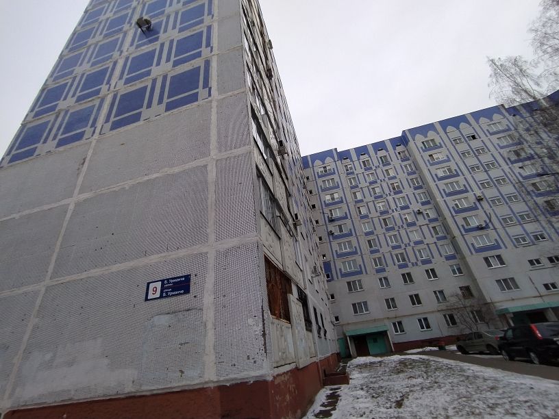 Ак барс нижнекамск баки урманче. Нижнекамск улица баки урманче дом 24. Банки нижнекамска. Солнечный городок казань. Ак барс банк нижнекамск баки урманче 18.