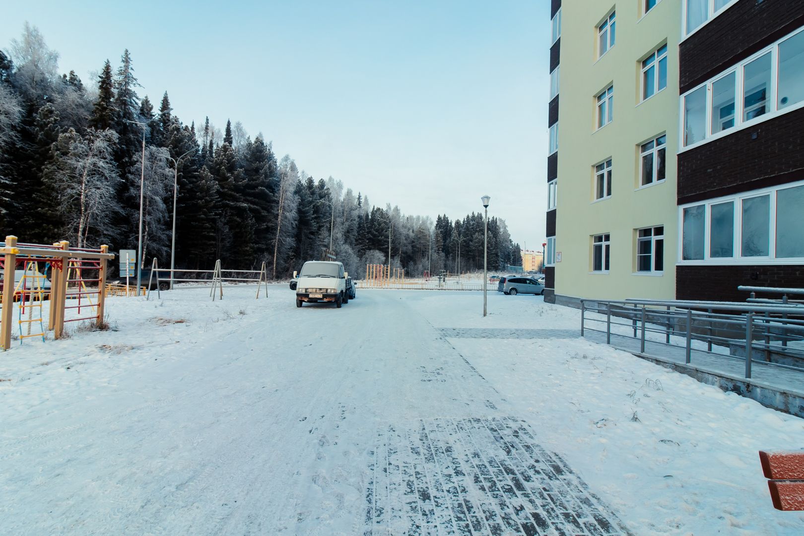 Купить квартиру по адресу Молодёжная улица, 13/2, Молодёжная улица, 13/2 -  0 объявлений о продаже квартир () недорого: планировки, цены и фото –  Домклик