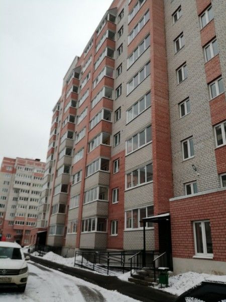 Гагарина 25