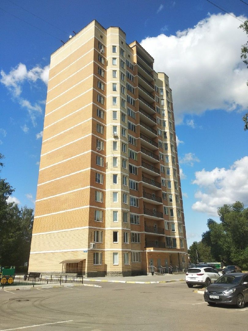 космонавтов 17 1