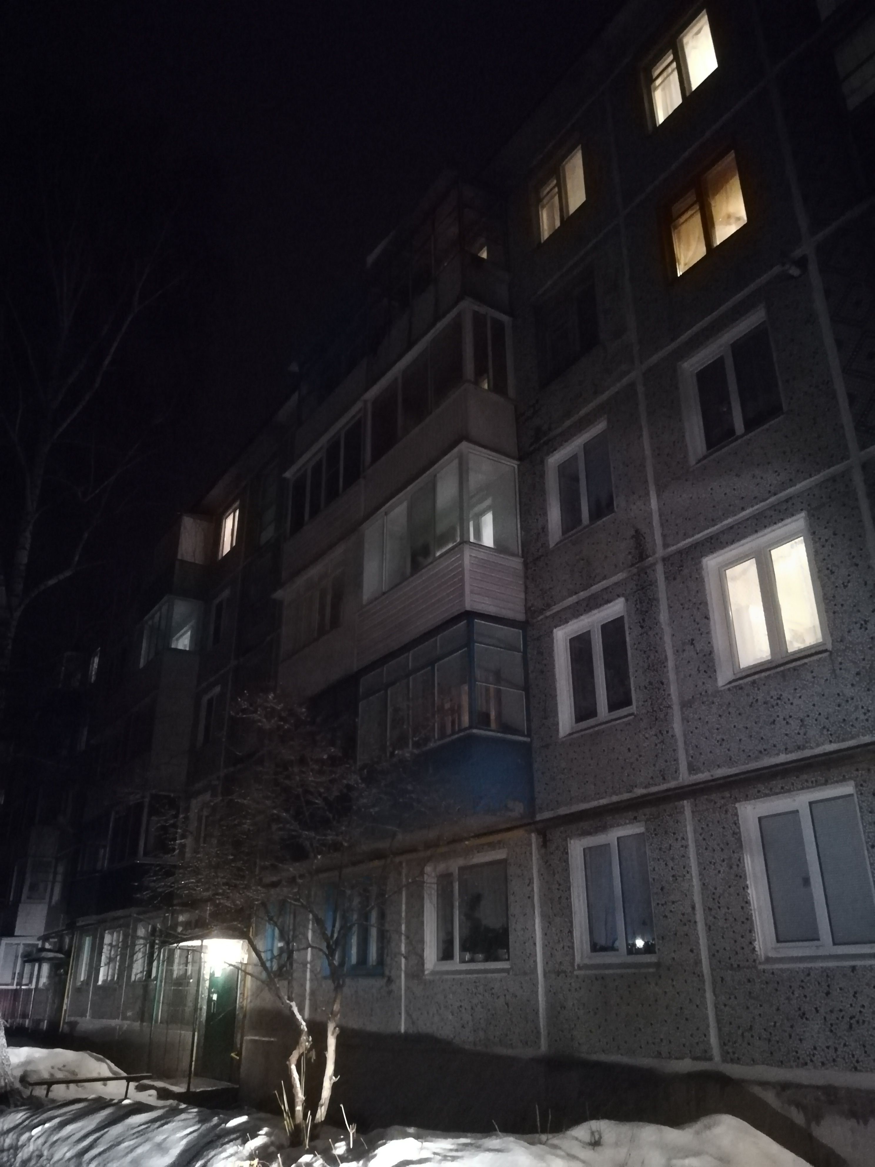 Купить квартиру по адресу квартал 50 лет Октября, 16, квартал 50 лет Октября,  16 - 1 объявление о продаже квартир (2-комн) недорого: планировки, цены и  фото – Домклик