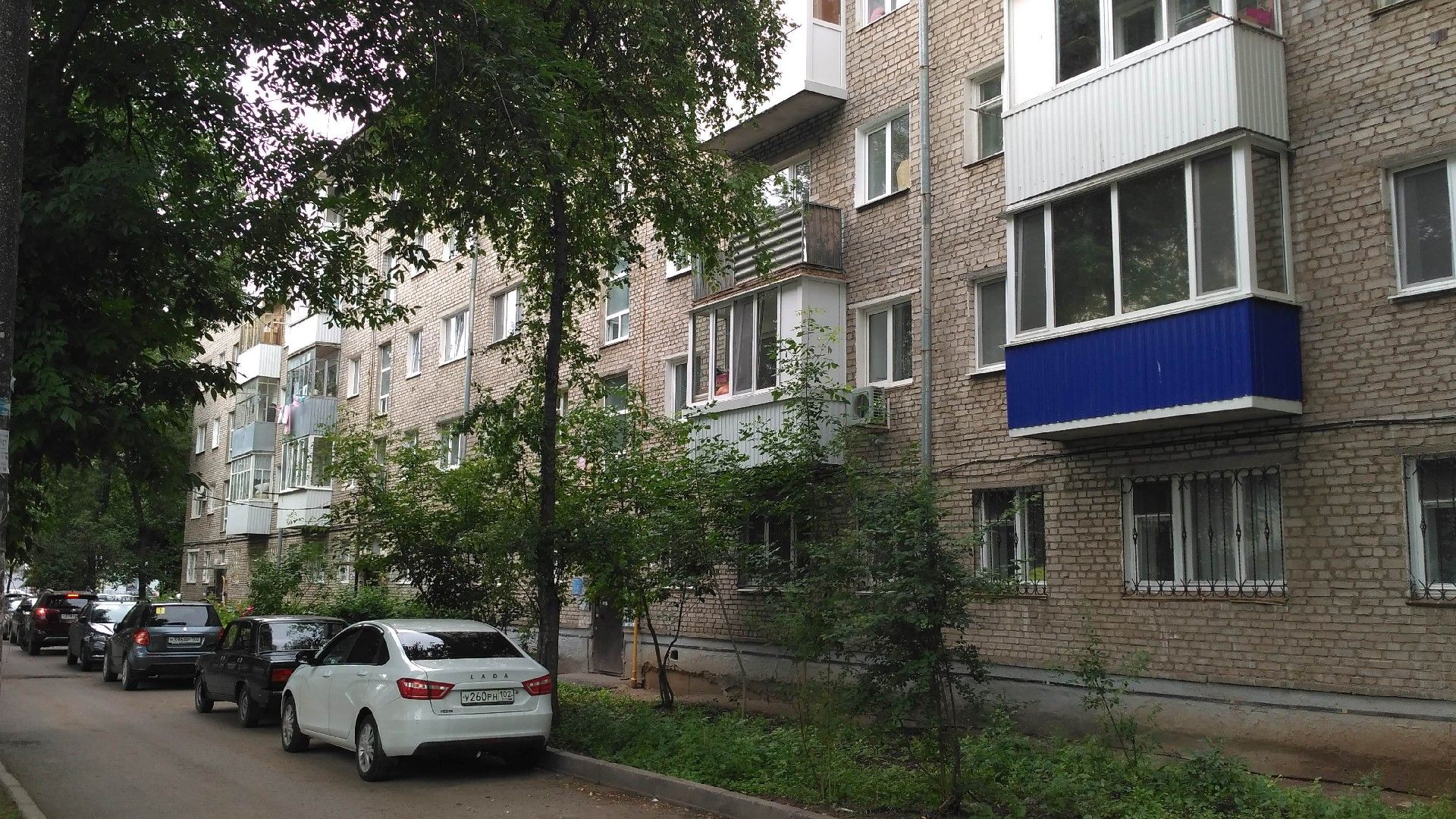 Проспект октября 1 комнатную квартиру уфа. Проспект октября 13. Кавказская 13/1 Уфа. Проспект октября 128/1 Уфа авито