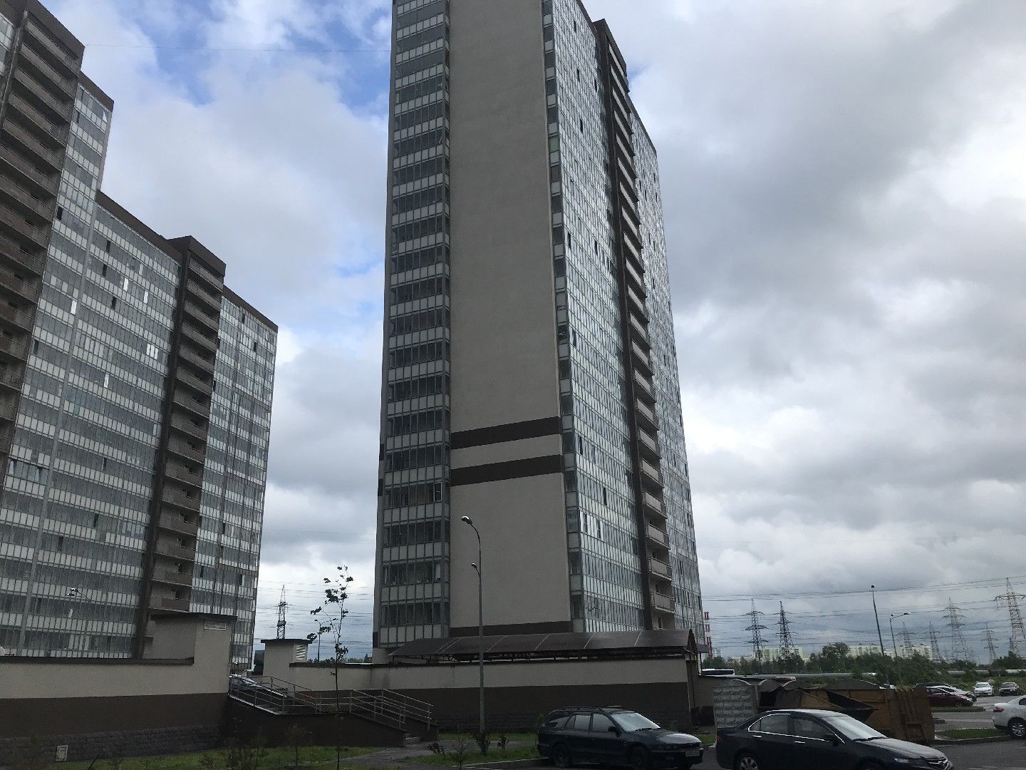 Royal thai охтинская аллея. Охтинская аллея д 8 мурино. Охтинская аллея 14 мурино. Мурино охтинская аллея 16. Охтинская аллея 14.