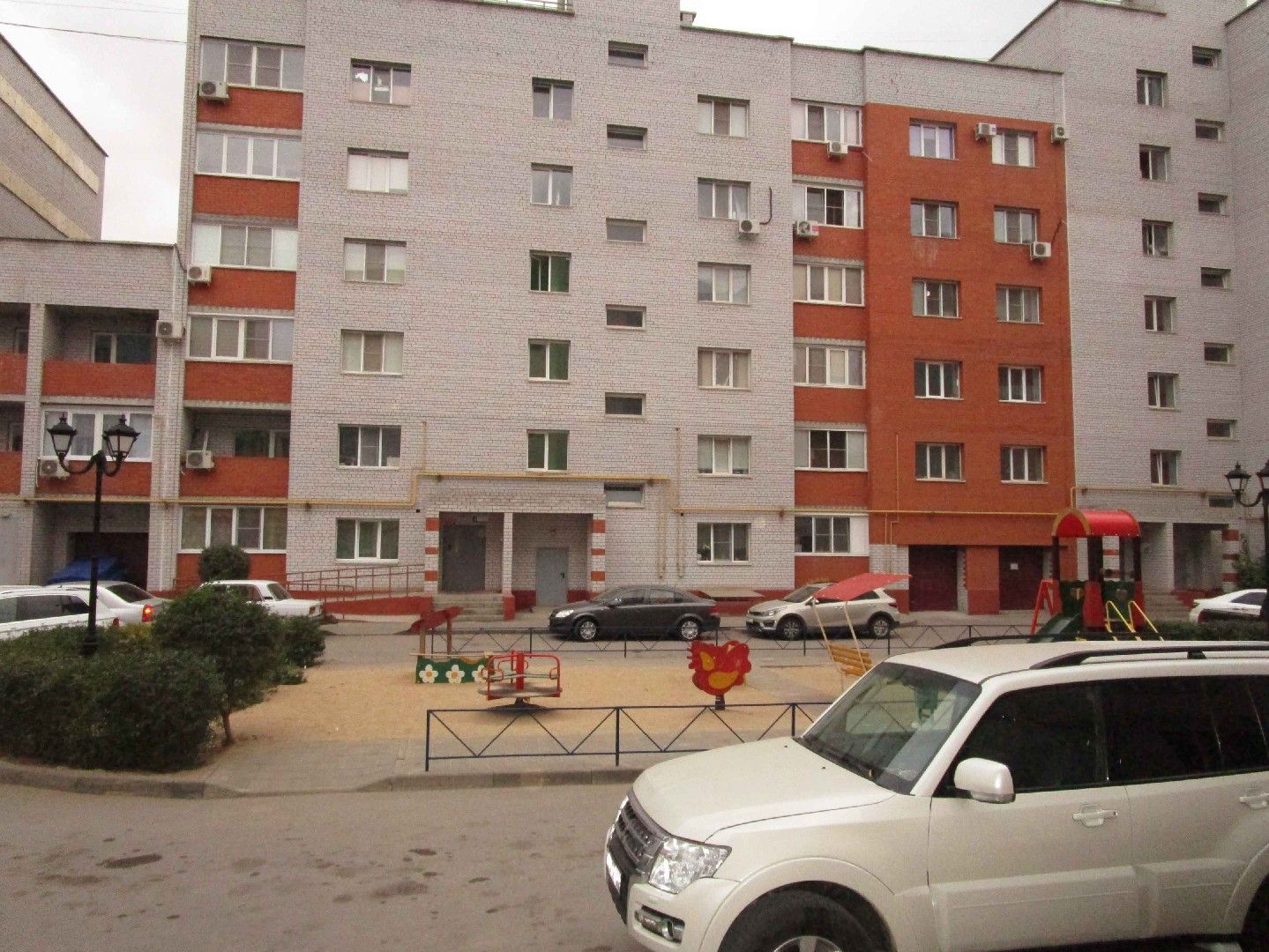 Базарова 4