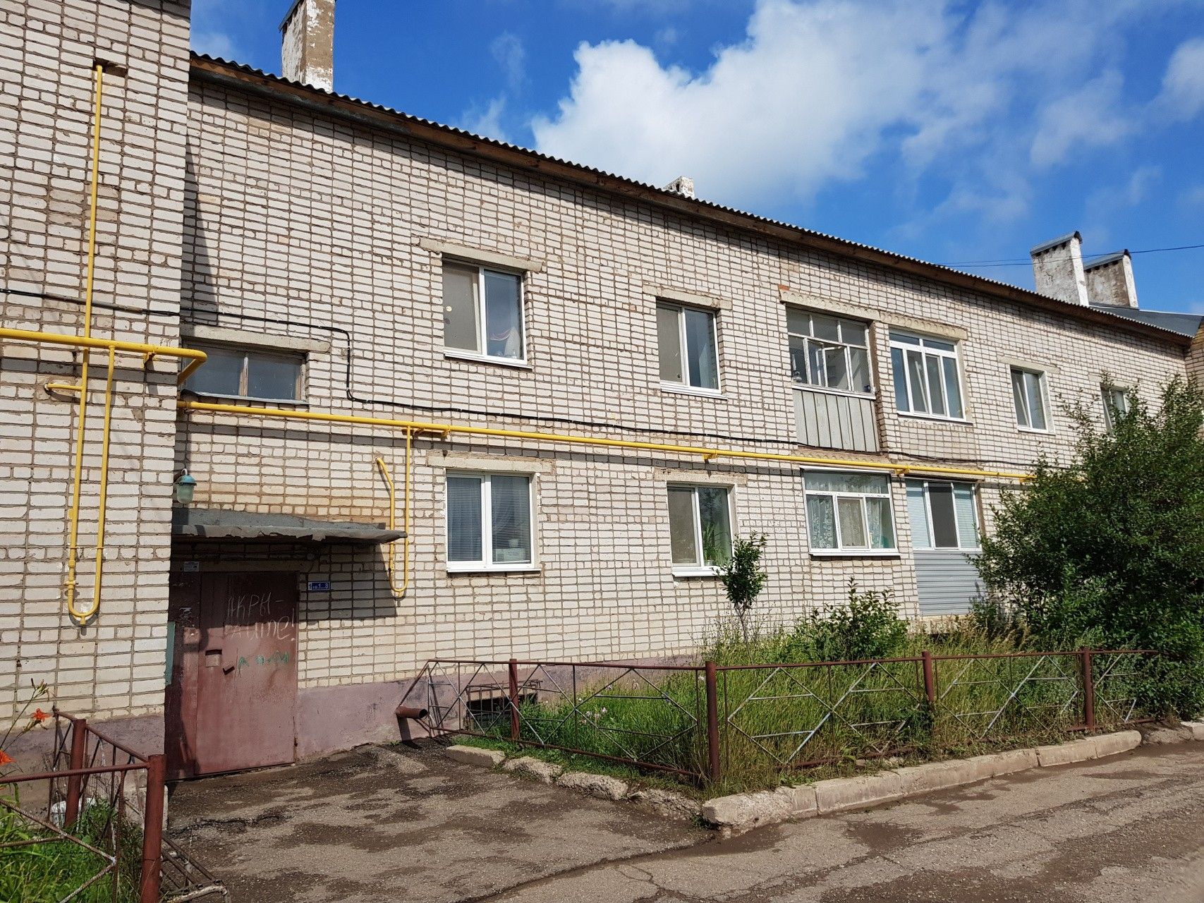 Купить квартиру по адресу улица Матросова, 121А, улица Матросова, 121А - 1  объявление о продаже квартир (4-комн) недорого: планировки, цены и фото –  Домклик