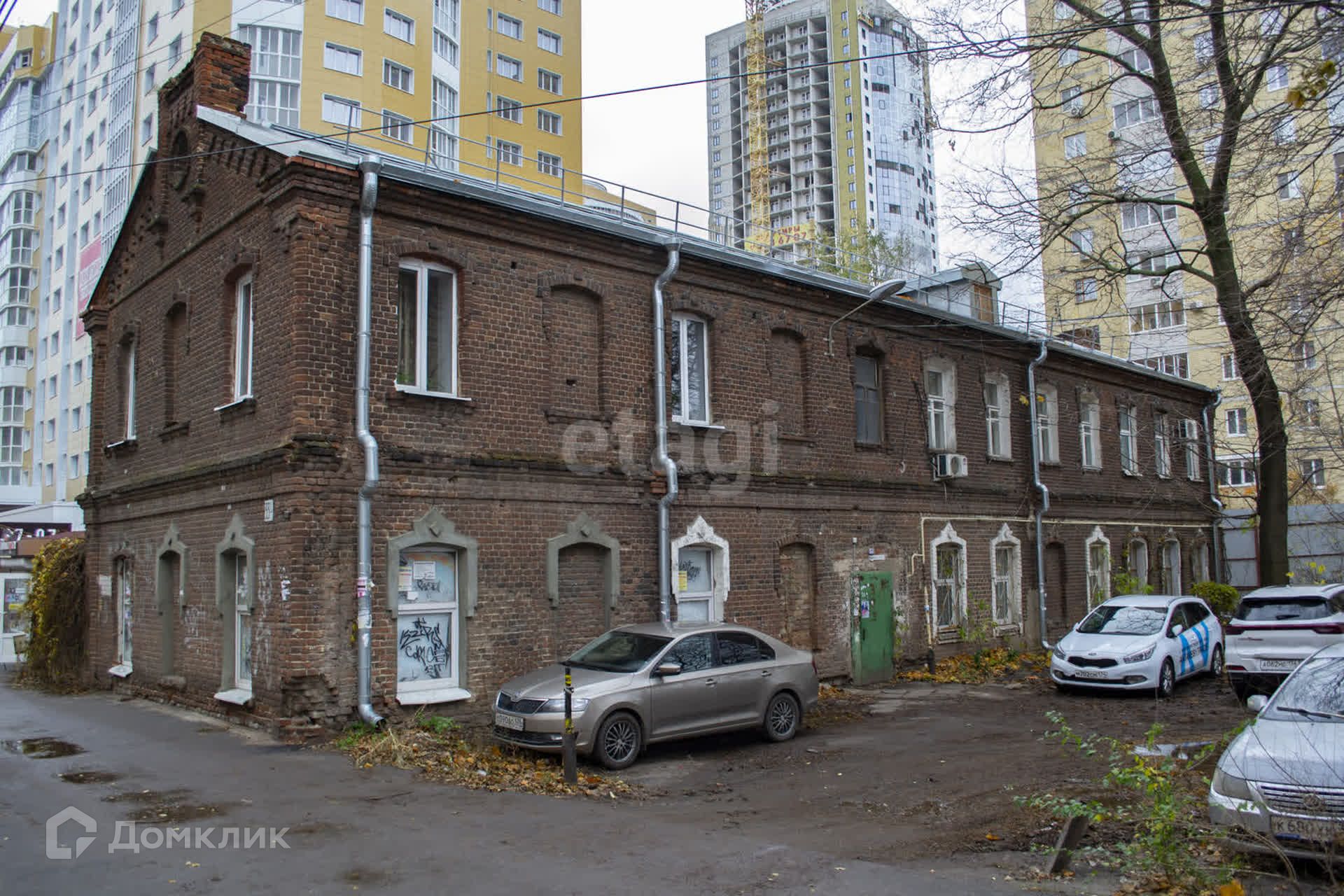 Дом по адресу улица Революции 1905 года, 33/1