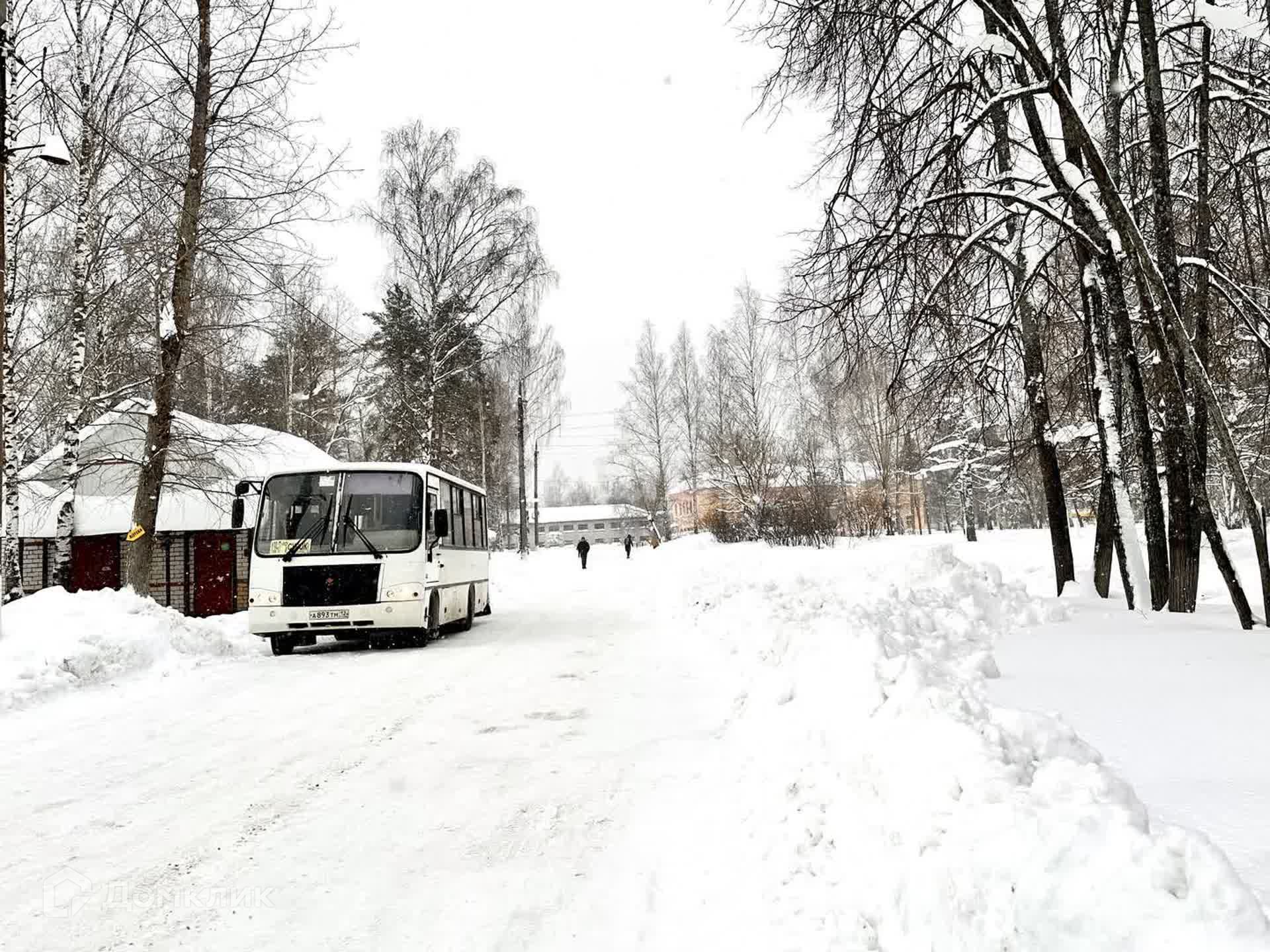 Купить квартиру по адресу Коммунистическая улица, 11, Коммунистическая  улица, 11 - 1 объявление о продаже квартир (1-комн/Студии) недорого:  планировки, цены и фото – Домклик