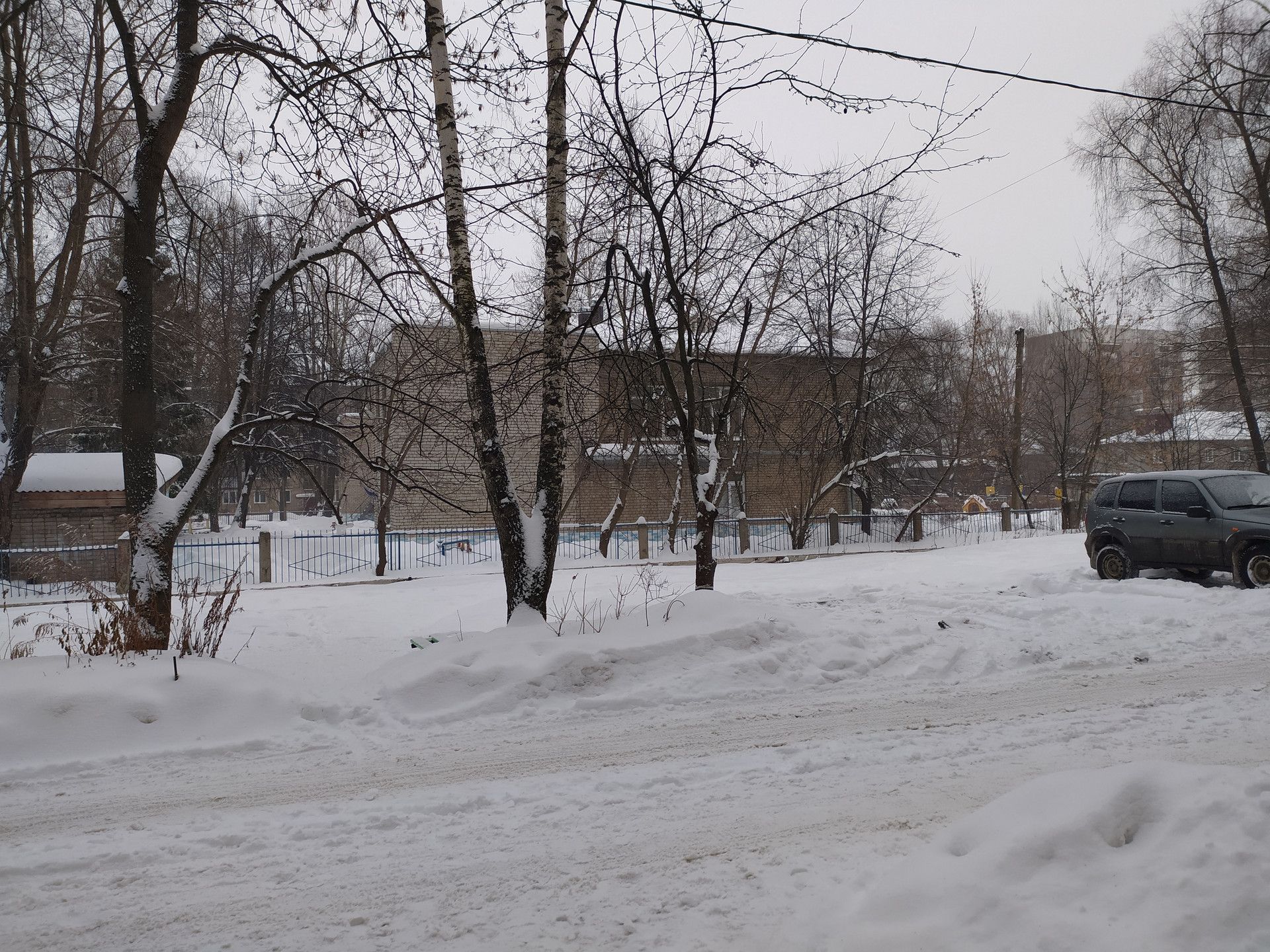 Дом в ярославле фрунзенский. 4-Я Портовая 17 Ярославль. Ул Портовая 13 Ярославль фото. Фрунзенский район Ярославль. Ярославль Фрунзенский район Портовая ул д 3.