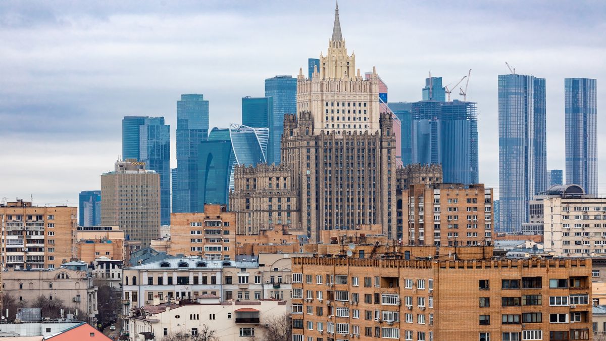 Снижение цен на жилье в Москве впервые за 5 лет: мнение экспертов