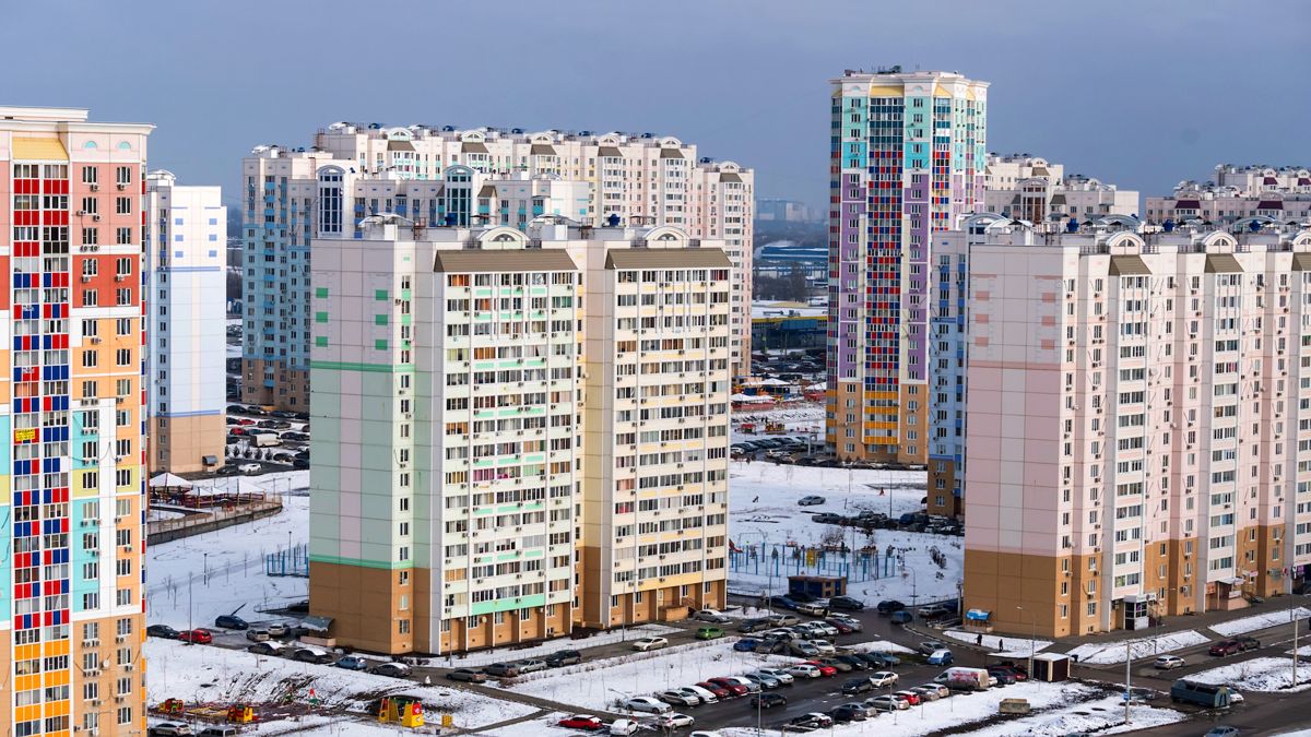 Цены на недвижимость в России будут снижаться, ожидают в Сбербанке
