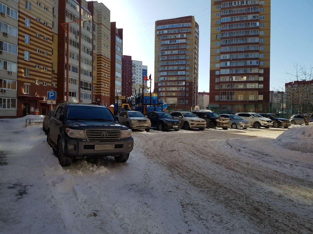 Тюмень гольцова 28. Василия Гольцова 15 Тюмень. Василия Гольцова 3 Тюмень. Василия Гольцова 10 Тюмень. Тюмень улица Василия Гольцова 8 Визард.