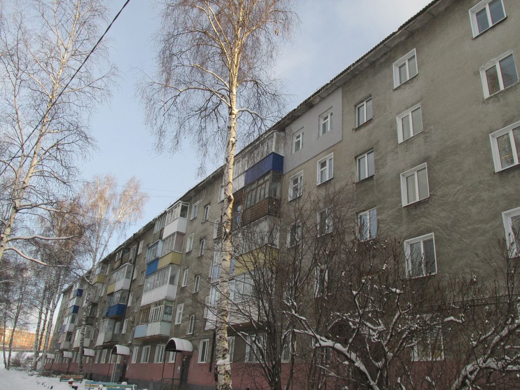 Купить 2-комнатную квартиру, 43.4 м² по адресу Кемеровская область ...