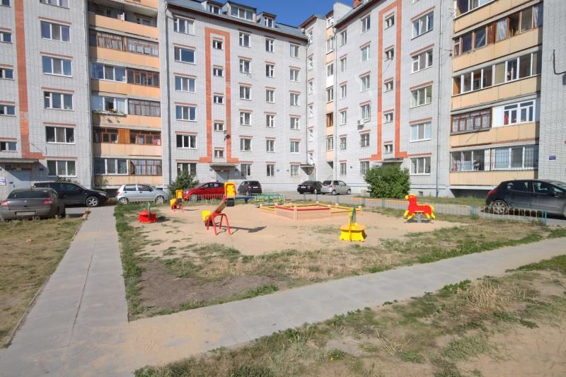 Иркутск ул. Мамина сибиряка 20 тюмень. Мамина сибиряка 20 тюмень. Улица мамина сибиряка тюмень. Тюмень мамина - сибиряка 20 фото.