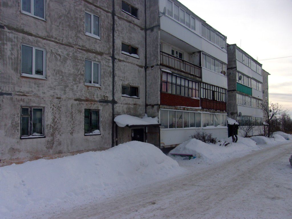 Солнечная 12 квартиры. Воткинск 1 поселок. Солнечная 12б.