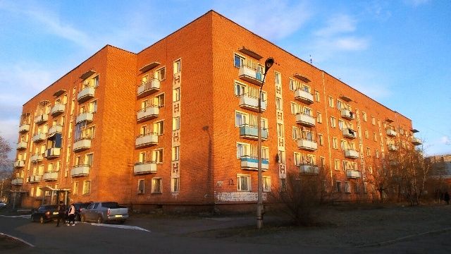 Снять 2-комнатную квартиру, 49 м² по адресу Республика Тыва, Кызыл, Московская у