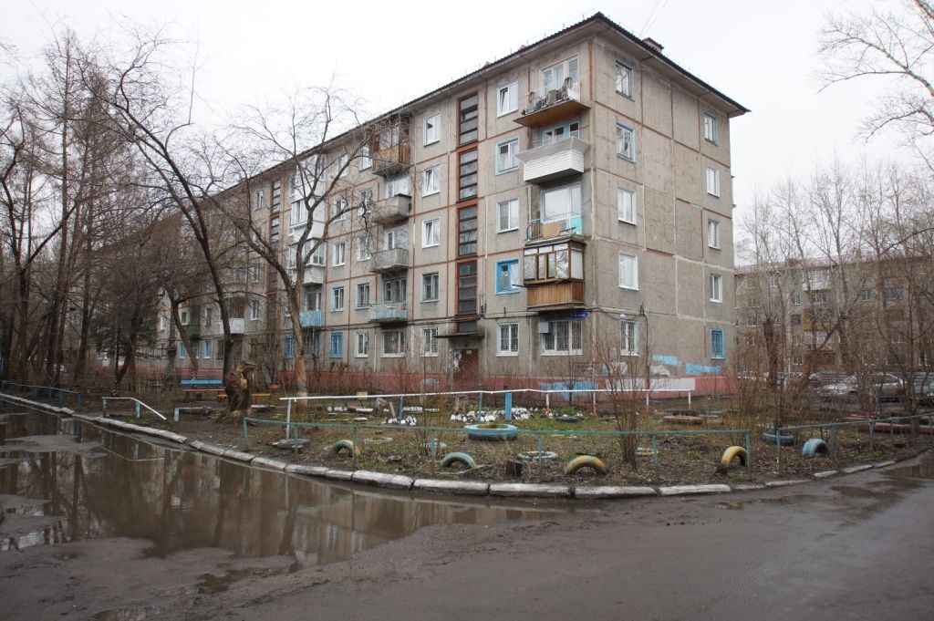 Когда дадут горячую в чкаловском поселке омска. Чкаловский поселок Омск. Чкаловск Омск. Поселок Чкаловский 1940. Ул. Петра Осминина, д. 5 Чкаловский поселок.