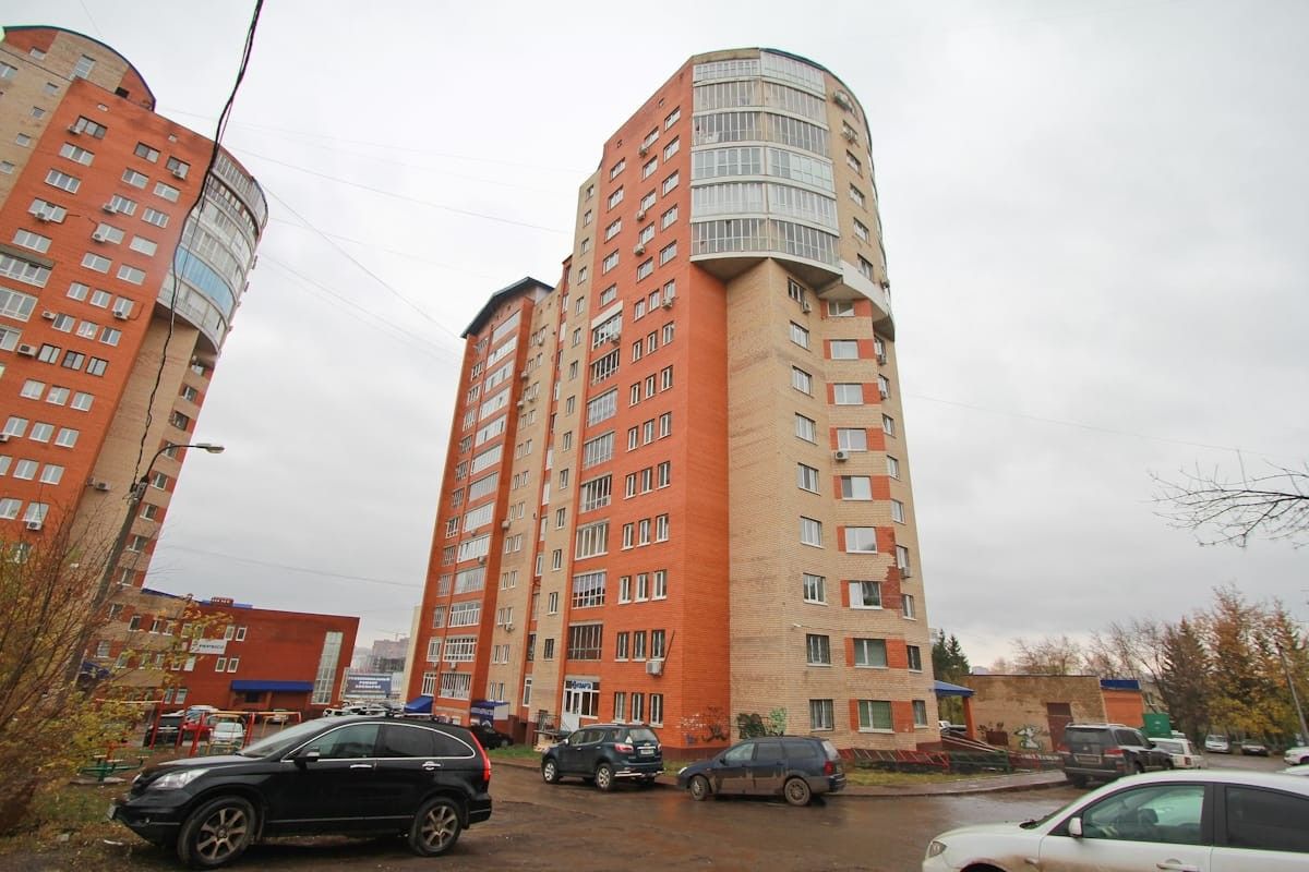 Продается двухкомнатная квартира в Уфе, по ул Кирова, дом 99, корпус 2, вид - Yo