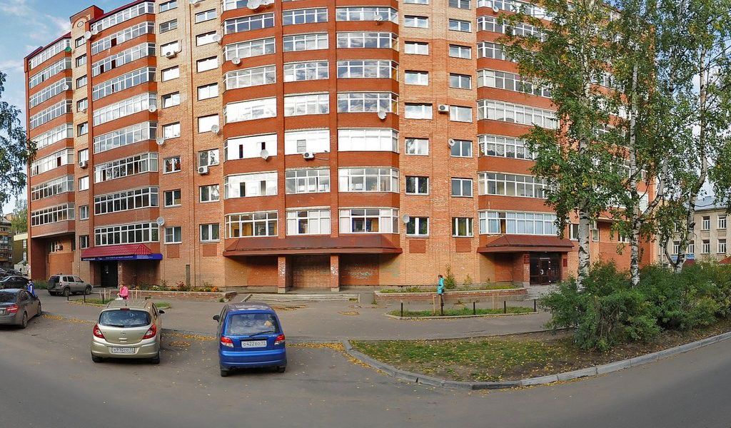 Купить 3-комнатную квартиру, 126 м² по адресу Республика Коми, Сыктывкар, Первом