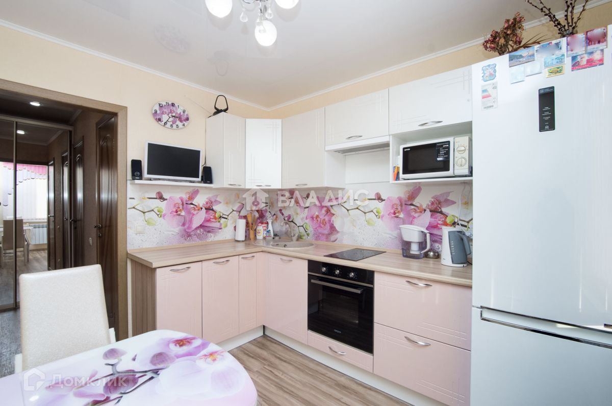 Купить 2-комнатную квартиру, 52 м² по адресу Тюменская область ...