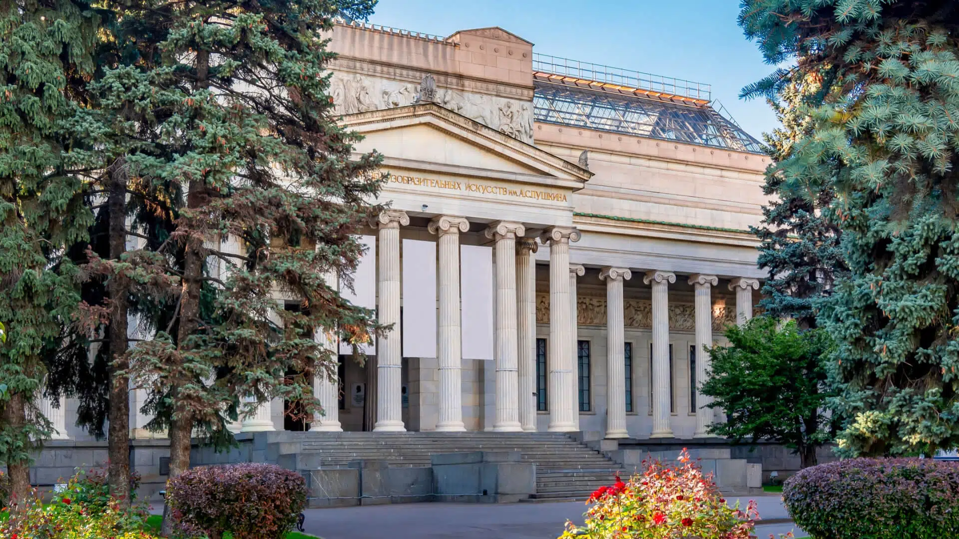 Улица Плющиха в Москве: история района, достопримечательности, жилье,  школы, детские сады, интересные и красивые места в районе улицы Плющиха,  инфраструктура и общественный транспорт - Недвижимость - Журнал Домклик