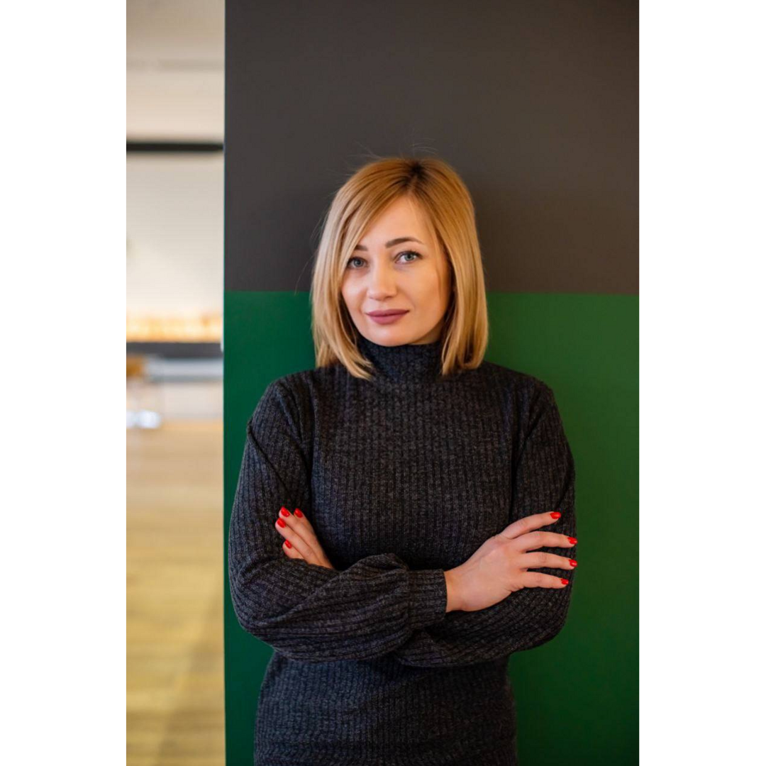 Елена Лесняк