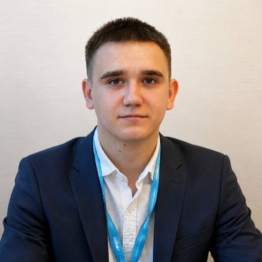 Никита Алексеенко