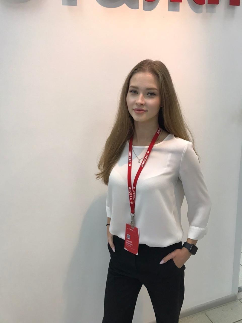 Александра Буренкова