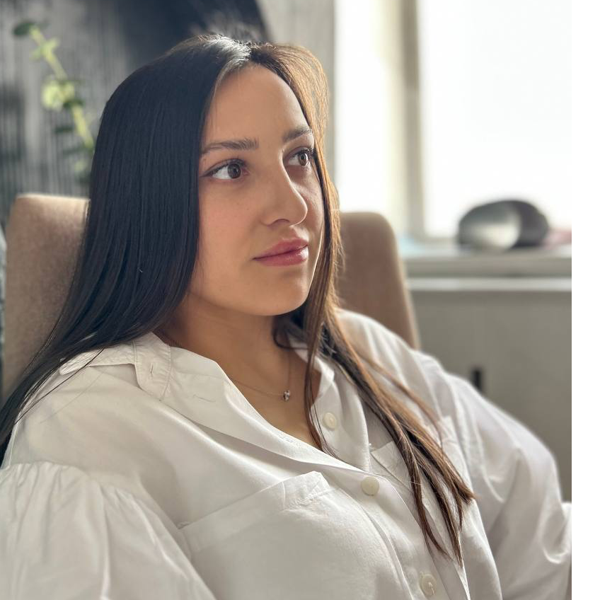 Эсмира Оруджова