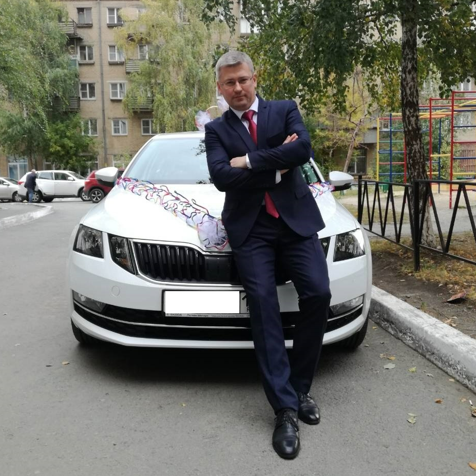 Максим Скоробогатов