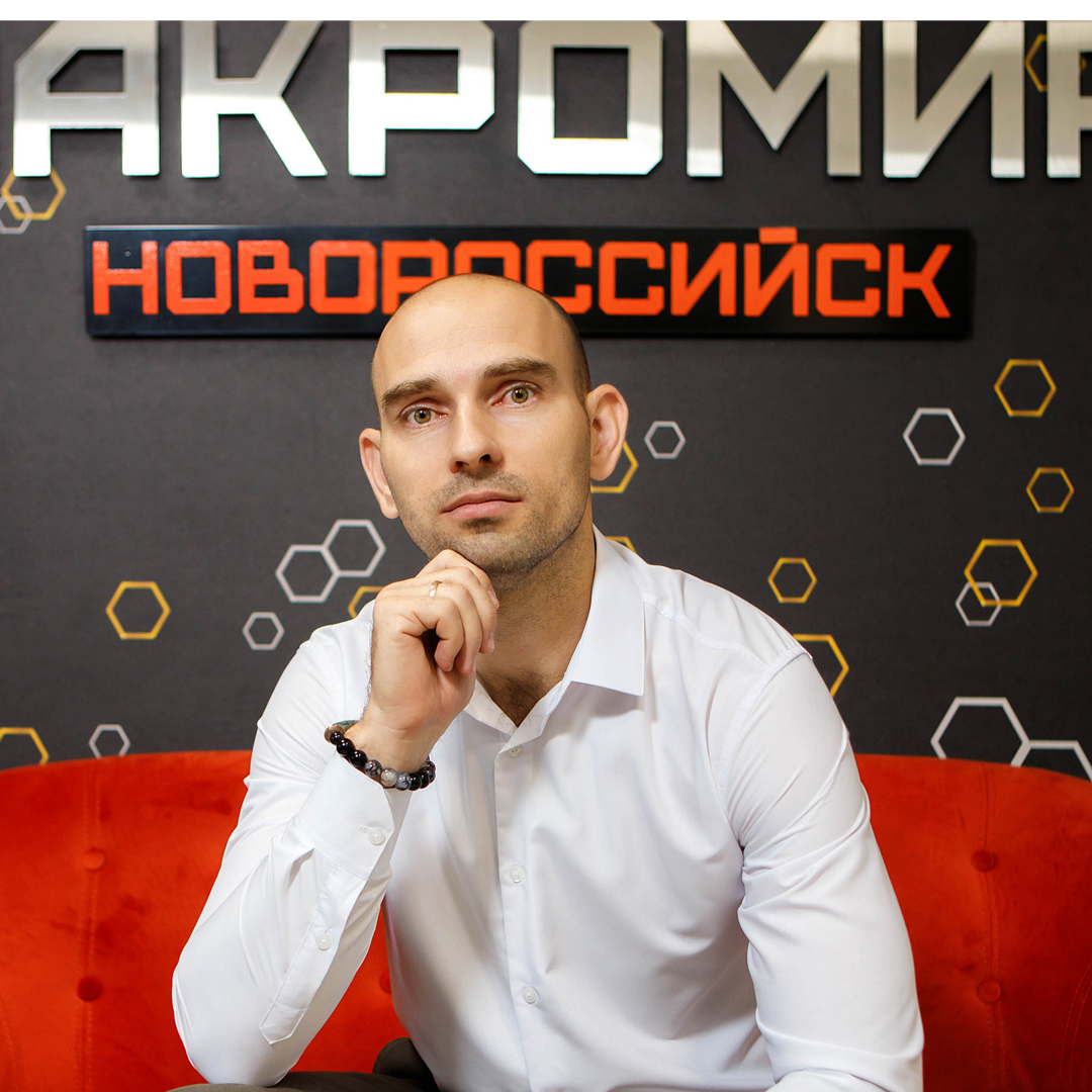 Игорь Логачев