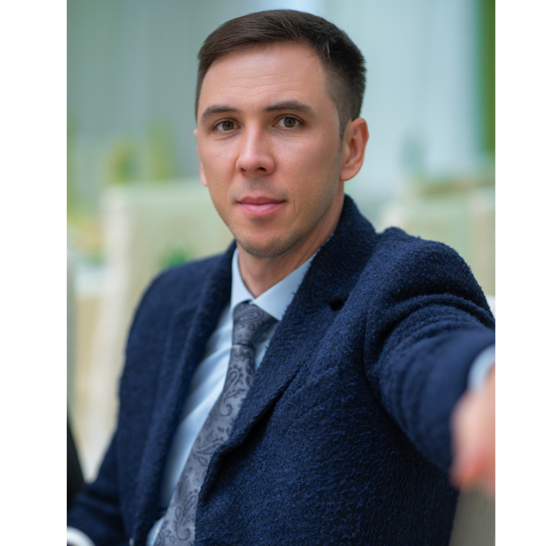 Роман Мухамов