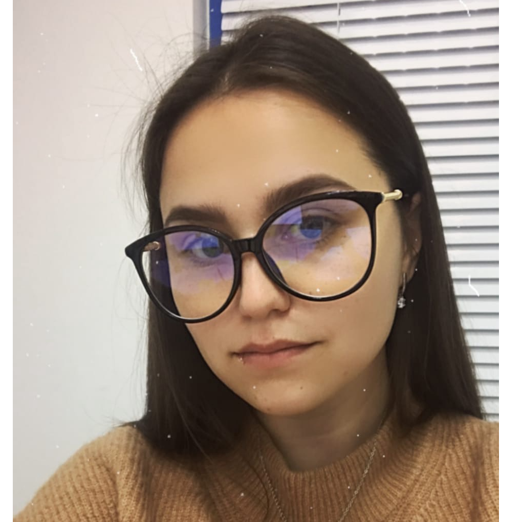 Алена Панова