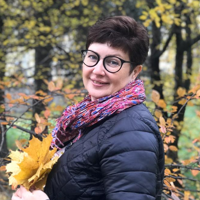 Елена Змеева