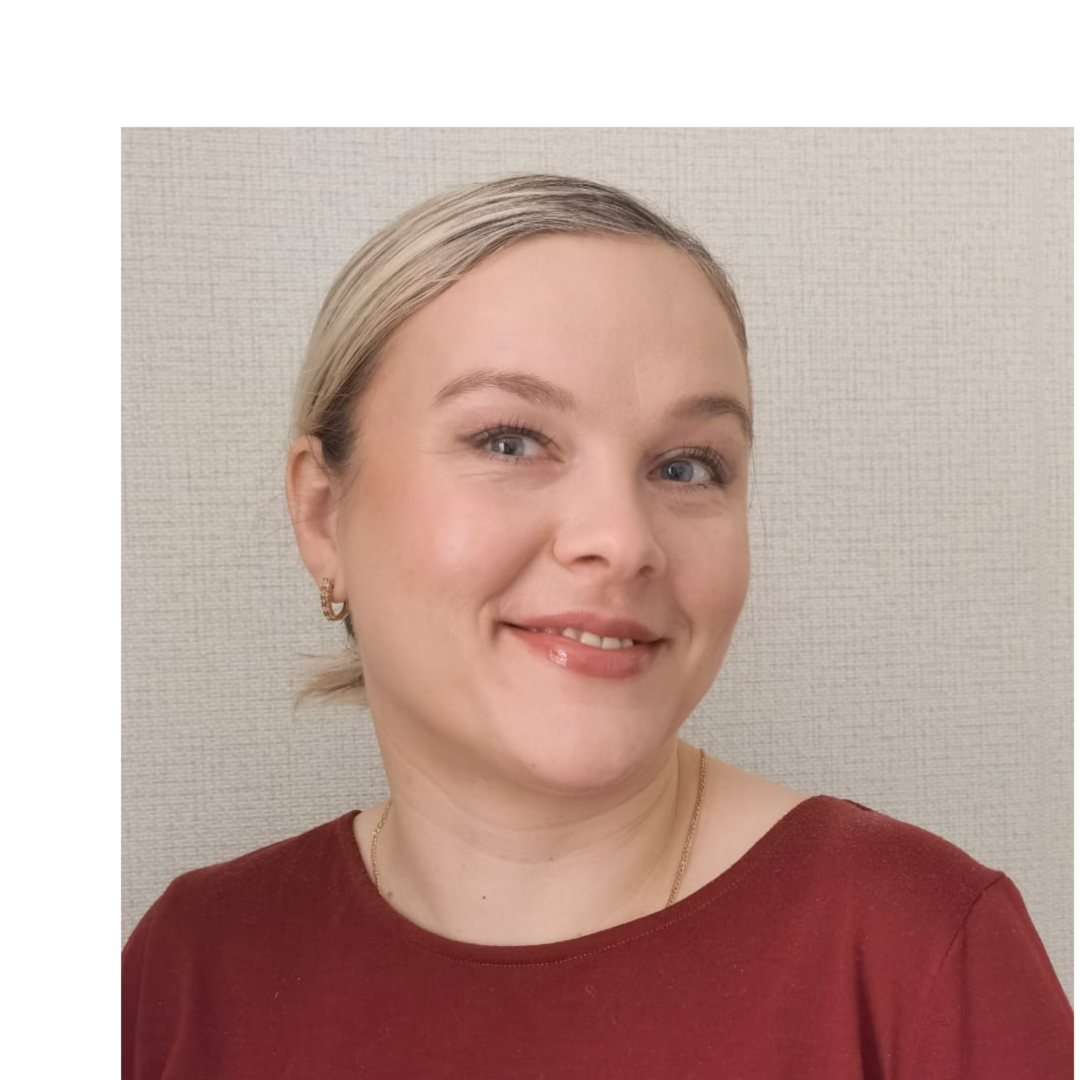 Алёна Овсянникова