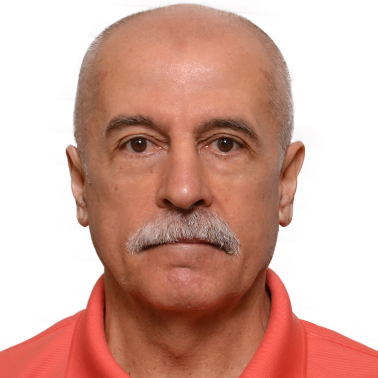 Александр Мустафаев