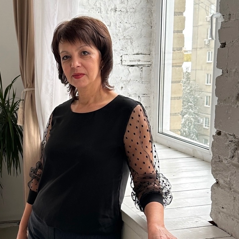 Елена Корчагина