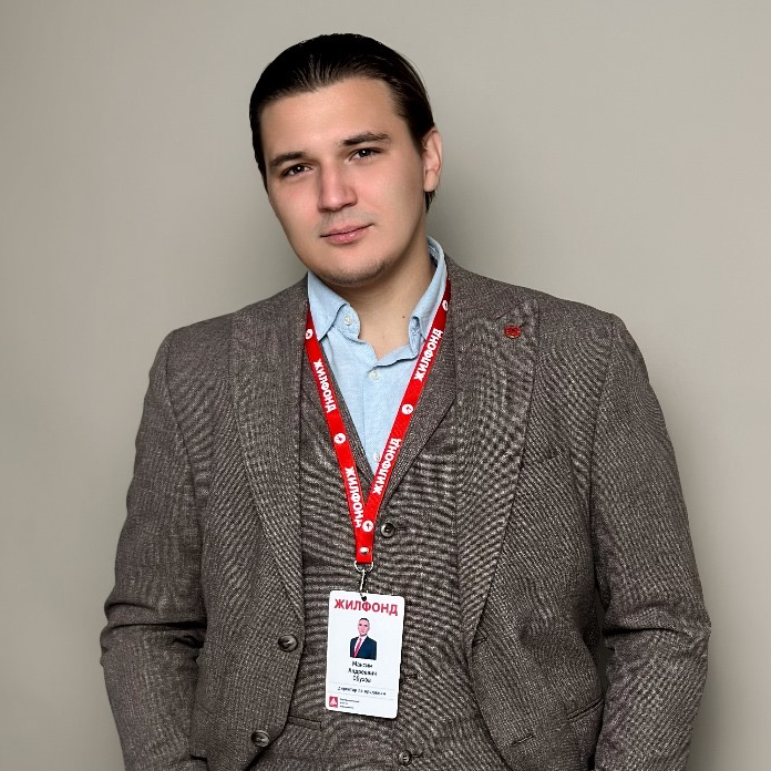 Максим Обухов