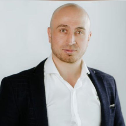 Роман Шарафеев