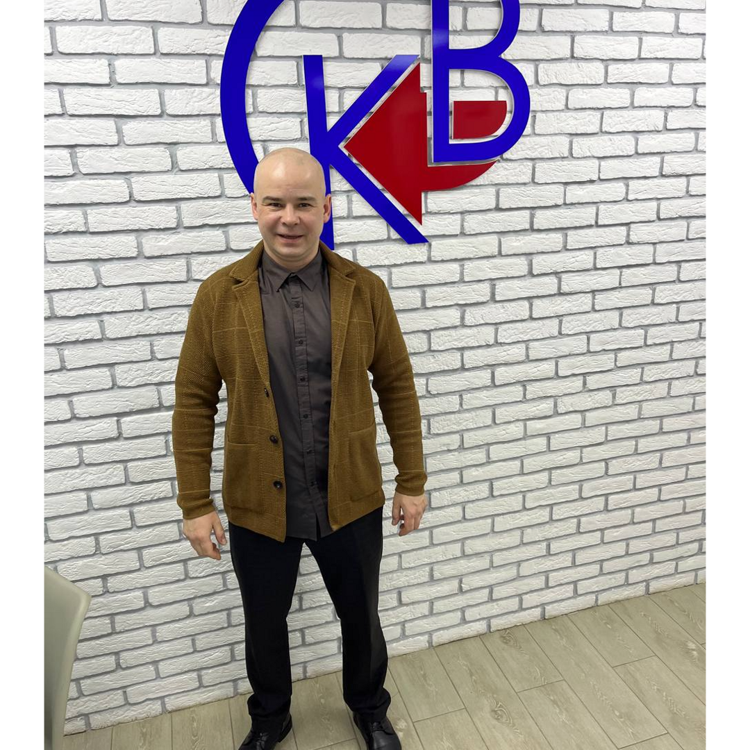 Антон Шаров