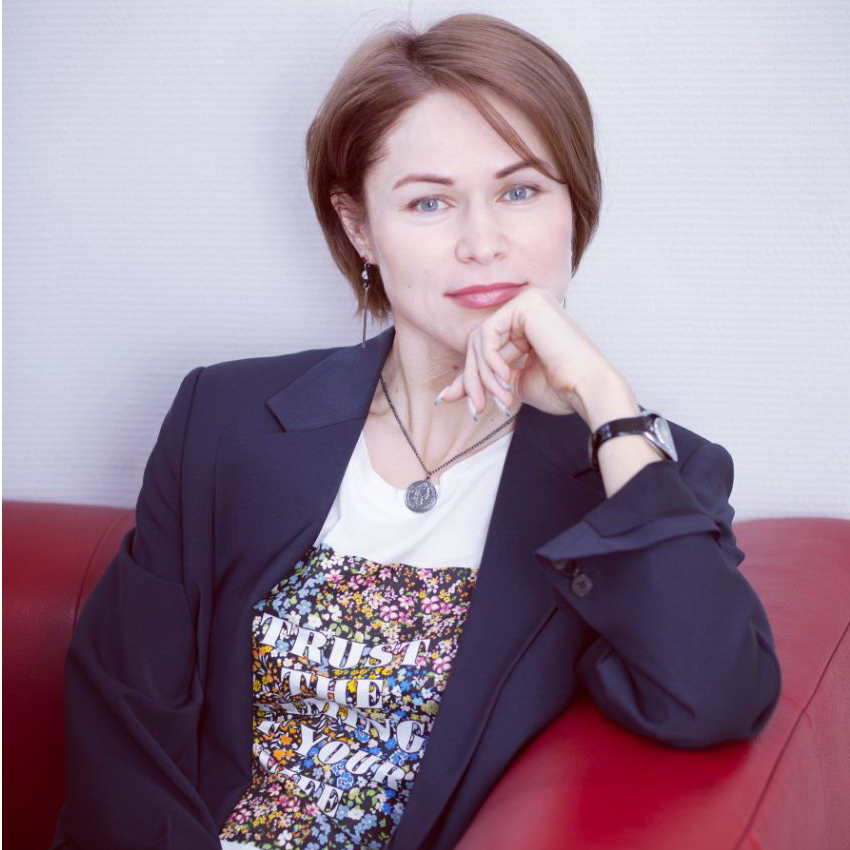 Алена Зингер